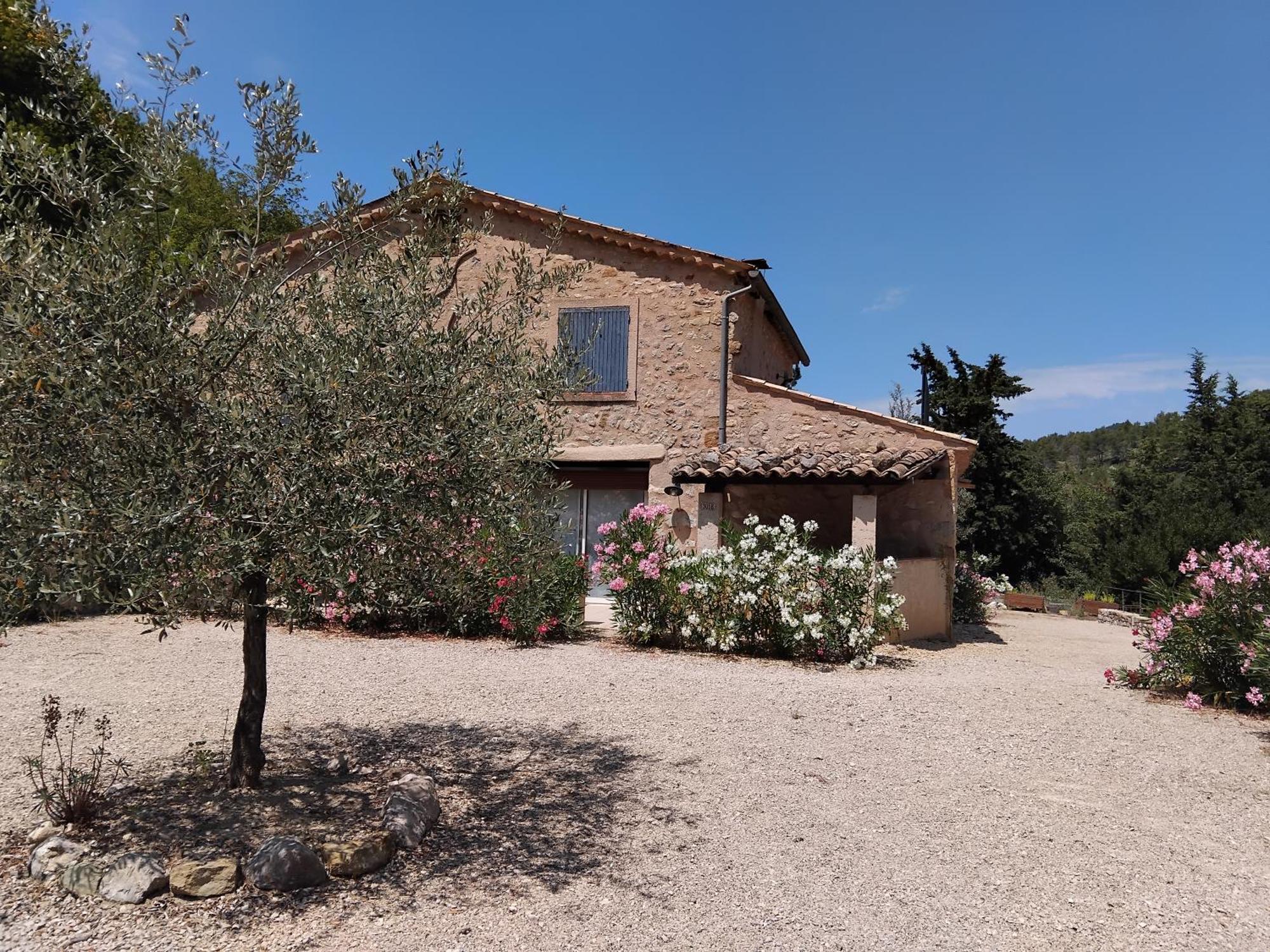 فيلا 10 Mn Buis Les Baronnies Plaisians المظهر الخارجي الصورة